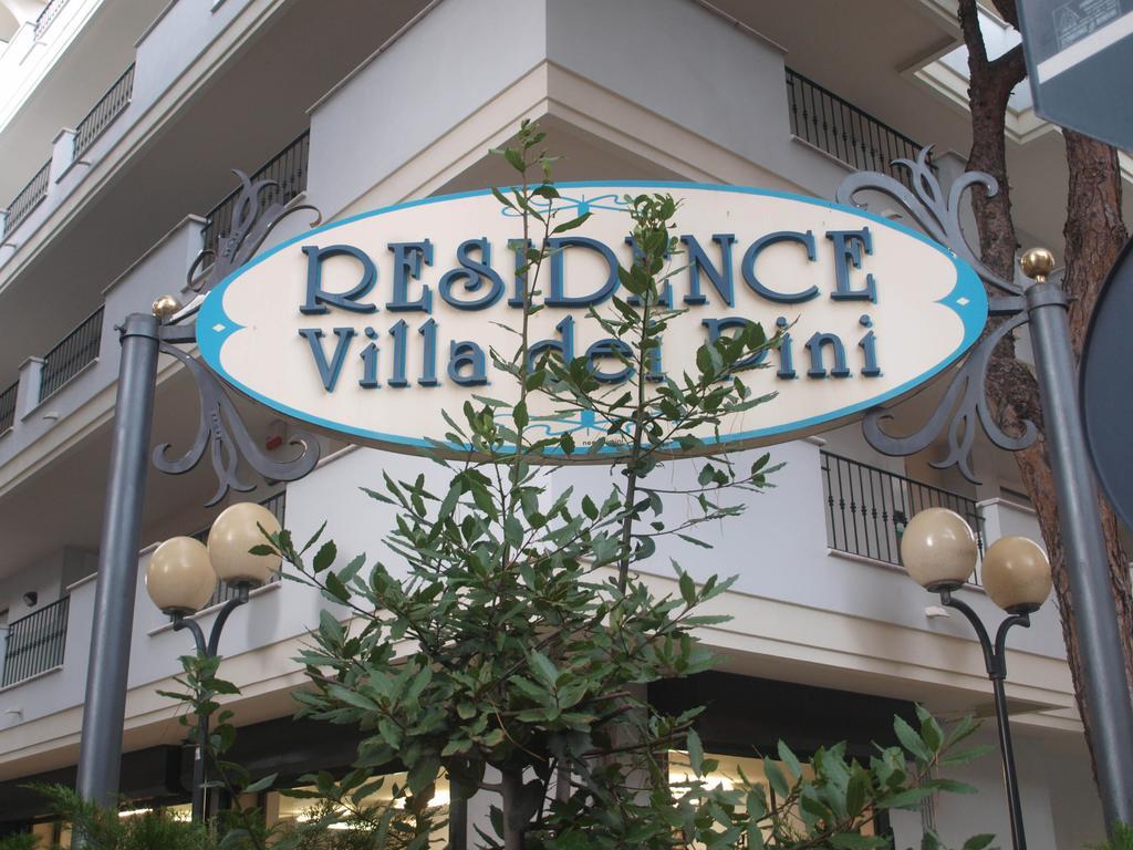 Residence Villa Dei Pini Rímini Exterior foto